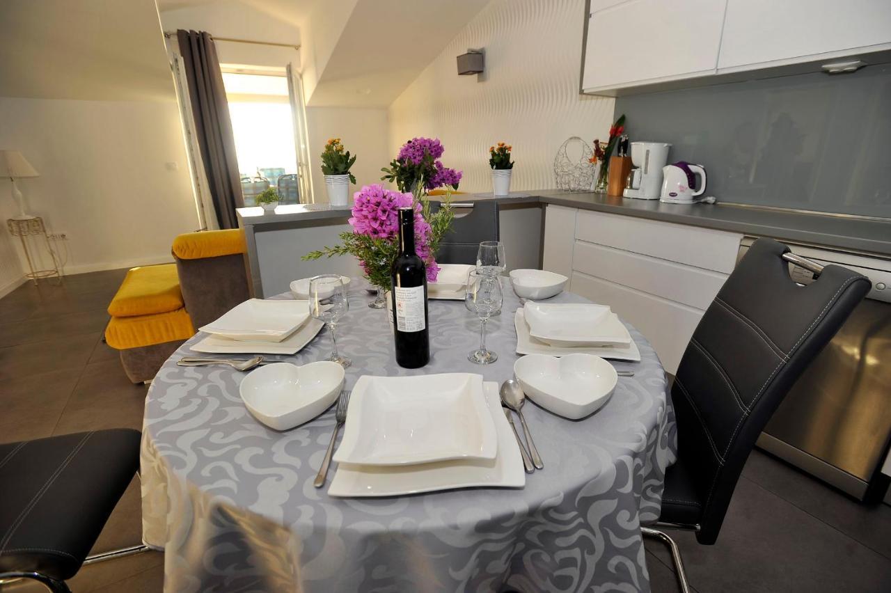Apartment Mira II ตราสนิสเซ ภายนอก รูปภาพ