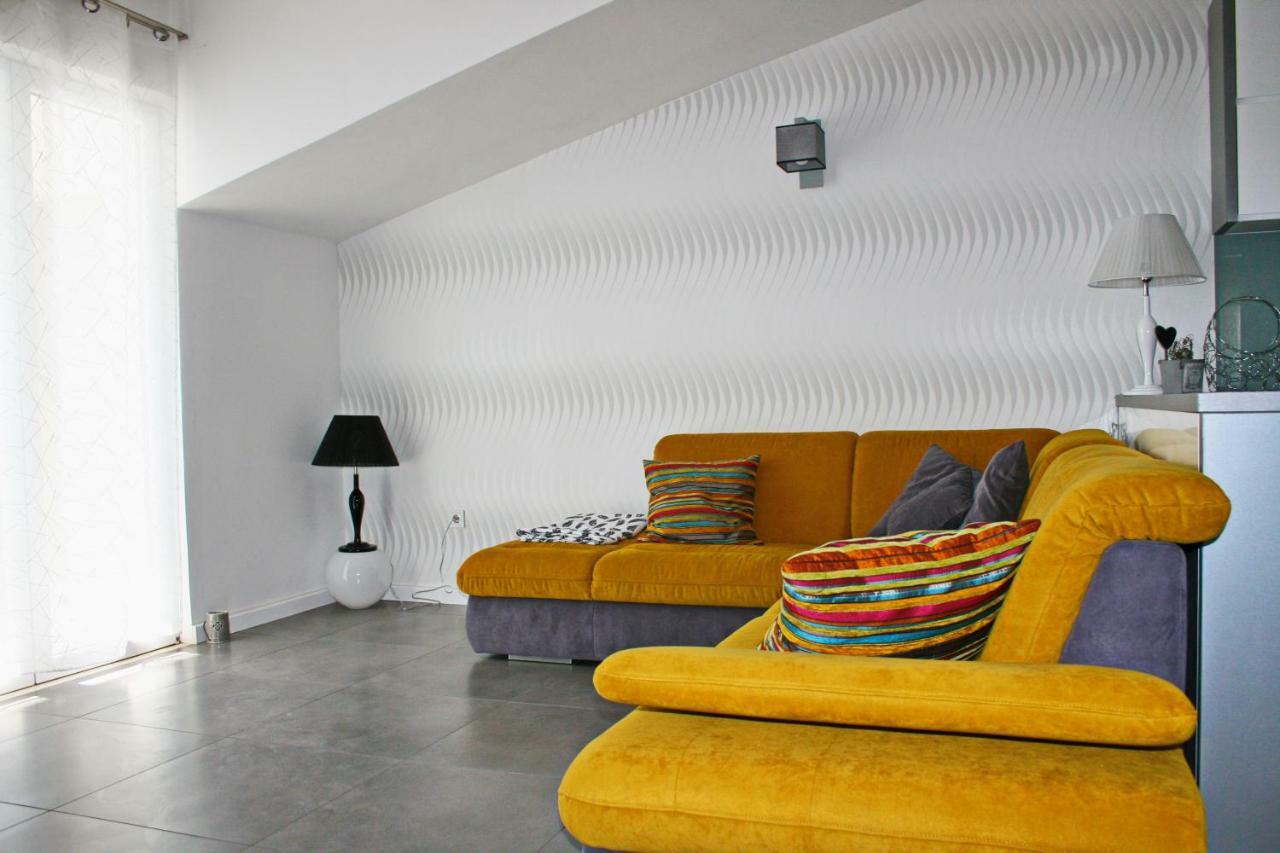 Apartment Mira II ตราสนิสเซ ภายนอก รูปภาพ